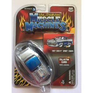 The Original Muscle Machines Series 3 1957 '57 Chevy Sport Coupe‎ Silver Diecast